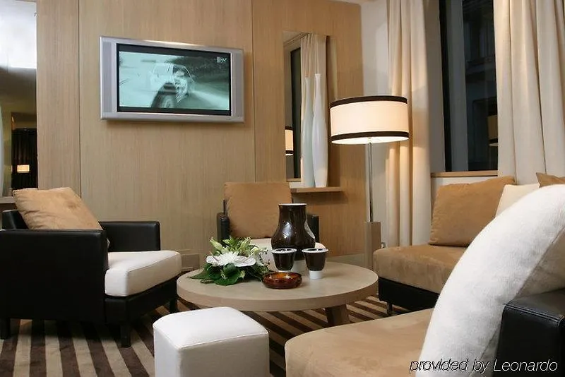 Hotel Duret Paris Champs Elysees